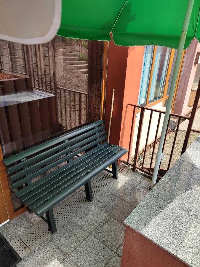 Appartement Garsoniera Alex à Cluj-Napoca Extérieur photo