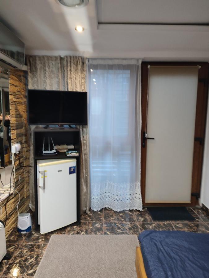 Appartement Garsoniera Alex à Cluj-Napoca Extérieur photo